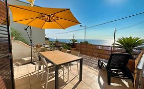 Marina Di Andrano - Alisso, Casa Vista Mare Con Parcheggio Privato E Wifi