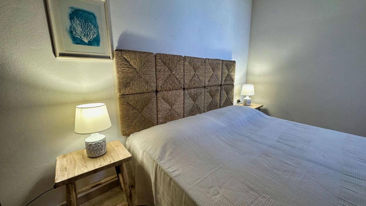 Villa Marina Di Andrano - Alisso, Casa Vista Mare Con Parcheggio Privato E Wifi Extérieur photo