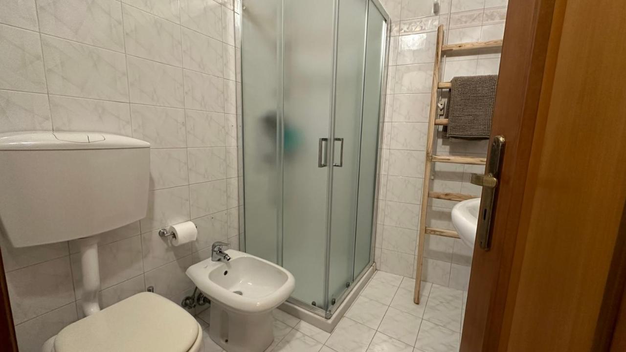 Villa Marina Di Andrano - Alisso, Casa Vista Mare Con Parcheggio Privato E Wifi Extérieur photo